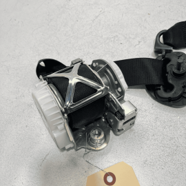 2017-2020 BMW 440i FRONT RIGHT PASSENGER SIDE SEAT BELT SEATBELT RETRACTOR 