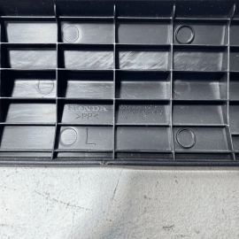 2013-14-15-16-17-2018 ACURA RDX FRONT RIGHT SIDE SEAT LOWER TRIM COVER OEM