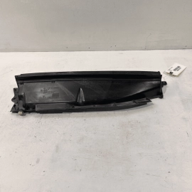 2016 - 2020 BMW X1 F48 ENGINE BAY RIGHT SIDE FORWARD UPPER COVER PANEL OEM