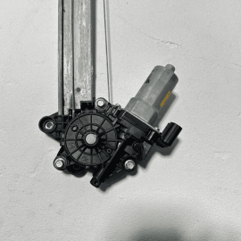 2015-2020 ACURA TLX FRONT RIGHT PASSENGER SIDE DOOR WINDOW REGULATOR MOTOR 