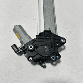 2015-2020 ACURA TLX FRONT RIGHT PASSENGER SIDE DOOR WINDOW REGULATOR MOTOR 