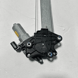 2015-2020 ACURA TLX FRONT RIGHT PASSENGER SIDE DOOR WINDOW REGULATOR MOTOR 