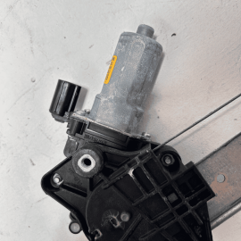 2015-2020 ACURA TLX FRONT RIGHT PASSENGER SIDE DOOR WINDOW REGULATOR MOTOR 