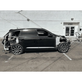 Front Left / Driver Side Lower Forward Control Arm AUDI Q7 2017-2019 OEM Front Left / Driver Side Lower Forward Control Arm AUDI Q7 2017-2019 OEM