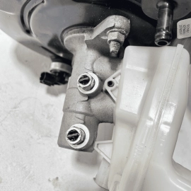 2018-2021 Toyota Camry Brake Booster & Master Cylinder & Reservoir Assembly