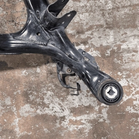 17-18 AUDI Q7 3.0L AWD REAR SUB FRAME SUBFRAME CROSSMEMBER CROSS MEMBER OEM