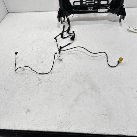 2017-2019 AUDI Q7 FRONT RIGHT PASSENGER SIDE SEAT UPPER BACK FRAME  & MOTOR