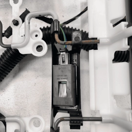 2017-2023 AUDI Q7 FRONT RIGHT PASSENGER SIDE SEAT LOWER TRACK FRAME  & MOTO 2017-2023 AUDI Q7 FRONT RIGHT PASSENGER SIDE SEAT LOWER TRACK FRAME  & MOTO