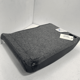 VOLKSWAGEN PASSAT 2016-2018 REAR LEFT DRIVER SIDE SEAT UPPER CUSHION OEM