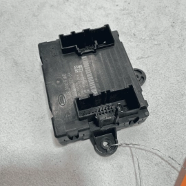 2017-2020 JAGUAR XE REAR LEFT SIDE DOOR COMPUTER CONTROL MODULE UNIT OEM