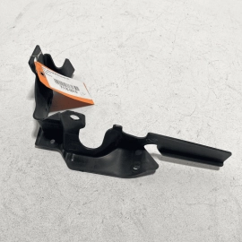 2017-19 Jaguar XE XF ront Driver Radiator Support Air Deflector Inner Shiel