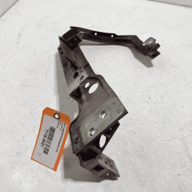 2016-20 JAGUAR XE XF RADIATOR SUPPORT FRON DRIVER SIDE UPPER TIE BAR BRACKE