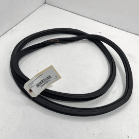 2015-2022 PORSCHE MACAN REAR LEFT OR RIGHT SIDE DOOR BODY WEATHERSTRIP SEAL