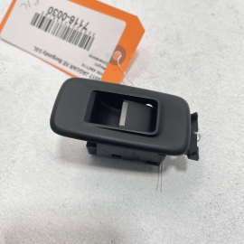 2017-2020 JAGUAR XE REAR LEFT DRIVER SIDE DOOR WINDOW SWITCH & BEZEL COVER 
