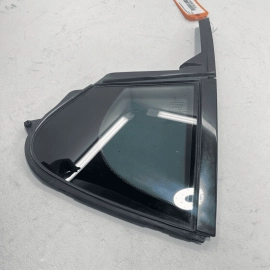2017-2020 JAGUAR XE REAR LEFT DRIVER SIDE DOOR FIXED WINDOW GLASS OEM OEM