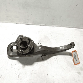 Front Right / Passenger Side Spindle Knuckle Hub Jaguar XE 2017-2020 OEM