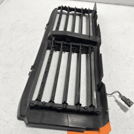 2017 - 2019 JAGUAR XE XF RADIATOR AIR DUCT GRILLE GRILL AIR SHUTTER OEM