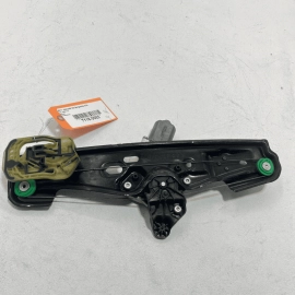 2017-2020 JAGUAR XE REAR RIGHT PASSENGER SIDE DOOR WINDOW REGULATOR & MOTOR