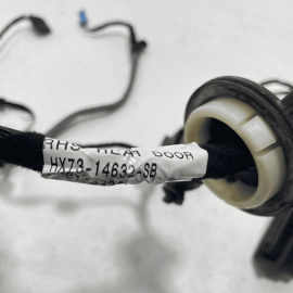 2017 JAGUAR XE REAR RIGHT PASSENGER SIDE DOOR WIRE WIRING HARNESS OEM 2017 JAGUAR XE REAR RIGHT PASSENGER SIDE DOOR WIRE WIRING HARNESS OEM