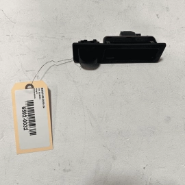 2017 - 2020 BMW 430I TAILGATE LIFTGATE RELEASE HANDLE SWITCH W/O CAMERA OEM