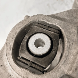 2012 - 2018 AUDI A6 FWD REAR LEFT DRIVER SIDE SPINDLE KNUCKLE HUB OEM