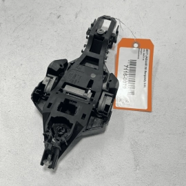 JAGUAR XE 2017-2020 FRONT PASSENGER SIDE EXTERIOR DOOR HANDLE BASE BRACKET 