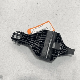 JAGUAR XE 2017-2020 FRONT PASSENGER SIDE EXTERIOR DOOR HANDLE BASE BRACKET 