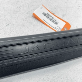 JAGUAR XE 2017-2020 FRONT PASSENGER SIDE DOOR STEP SILL SCUFF PLATE TRIM OE