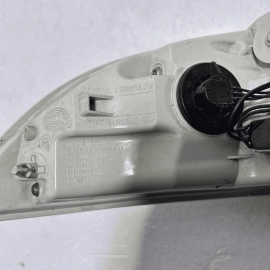 DAMAGE!  2017-2019 JAGUAR XE REAR PASSENGER SIDE OUTER TAILLIGHT LIGHT LAMP