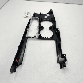 TOYOTA CAMRY LE 2018 2019 2020  CENTER CONSOLE SHIFTER TRIM BEZEL COVER OEM