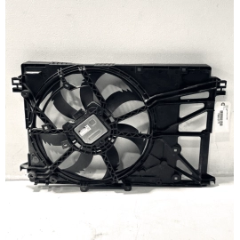 18-23 TOYOTA CAMRY 2.5L ENGINE RADIATOR COOLING FAN SHROUD & MOTOR ASSEMBLY