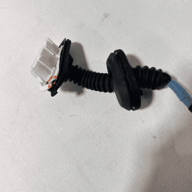 DAMAGED ! 2019-2023 TOYOTA CAMRY REAR RIGHT RH SIDE DOOR WIRE WIRING HARNES