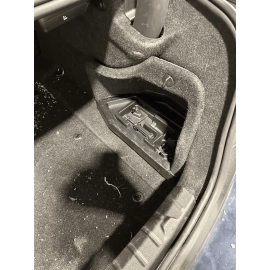 2017-2020 BMW 440i REAR LEFT DRIVER SIDE TRUNK STORAGE COMPARTMENT CARPET O