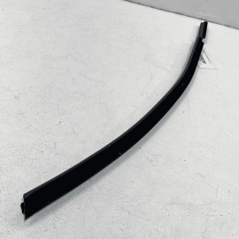 Front Left Door Window Inner Belt Weatherstrip Seal AUDI Q7 2017-2023 OEM