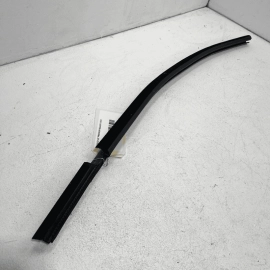 Front Left Door Window Inner Belt Weatherstrip Seal AUDI Q7 2017-2023 OEM