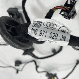 FRONT LEFT DRIVER SIDE DOOR PANEL WIRING HARNESS 2017 - 2019 AUDI Q7 OEM FRONT LEFT DRIVER SIDE DOOR PANEL WIRING HARNESS 2017 - 2019 AUDI Q7 OEM