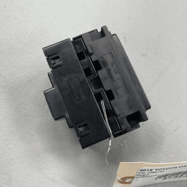 2018 - 2020 TOYOTA CAMRY XSE Seat Temperature Heater Control Switch OEM