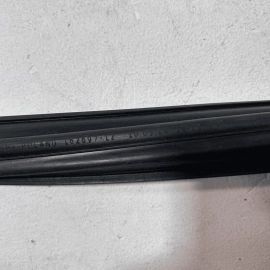 BMW XDRIVE 430I 2017-2020 FRONT PASSENGER SIDE DOOR WINDOW RUN CHANNEL SEAL