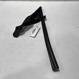 BMW XDRIVE 430I 2017-2020 FRONT PASSENGER SIDE DOOR WINDOW RUN CHANNEL SEAL