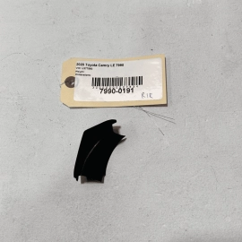 2018-2023 TOYOTA CAMRY AVALON REAR PASSENGER SIDE DOOR CORNER TRIM COVER OE 2018-2023 TOYOTA CAMRY AVALON REAR PASSENGER SIDE DOOR CORNER TRIM COVER OE
