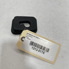 2017 - 2019 AUDI Q7 RIGHT PASSENGER SIDE HEADLINING ROOF COVER BEZEL TRIM O