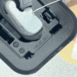 2017 - 2019 AUDI Q7 RIGHT PASSENGER SIDE HEADLINING ROOF COVER BEZEL TRIM O