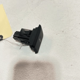 2015 - 2020 ACURA TLX TECH+A JACK SWITCH BUTTON AUXILIARY IN CENTER CONSOLE