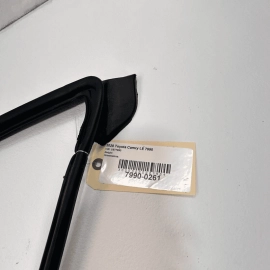 2018 - 2023 TOYOTA CAMRY FRONT PASSENGER SIDE DOOR SEAL RUBBER WEATHERSTRIP