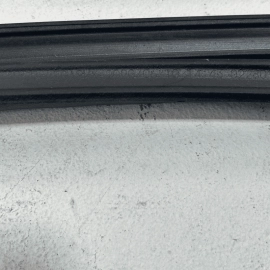 2018 - 2023 TOYOTA CAMRY FRONT PASSENGER SIDE DOOR SEAL RUBBER WEATHERSTRIP
