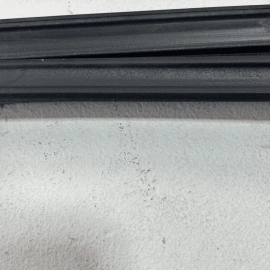 2018 - 2023 TOYOTA CAMRY FRONT PASSENGER SIDE DOOR SEAL RUBBER WEATHERSTRIP