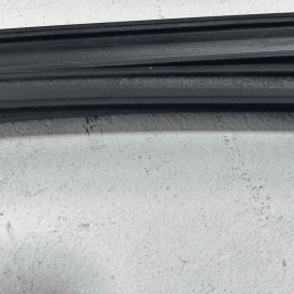2018 - 2023 TOYOTA CAMRY FRONT PASSENGER SIDE DOOR SEAL RUBBER WEATHERSTRIP