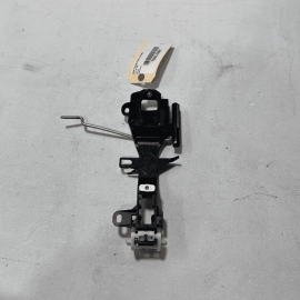2018-2023 TOYOTA CAMRY FRONT RIGHT PASSENGER SIDE EXTERIOR DOOR HANDLE BASE