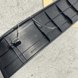 2018-2023 TOYOTA CAMRY FRONT PASSENGER SIDE DOOR SILL SCUFF PLATE TRIM COVE