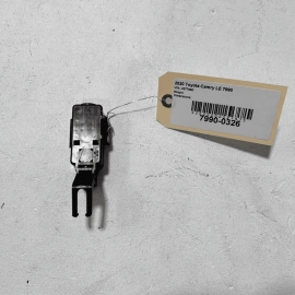 TOYOTA CAMRY 2018-2023 FUEL TUBE HOSE PIPE CLAMP BRACKET OEM TOYOTA CAMRY 2018-2023 FUEL TUBE HOSE PIPE CLAMP BRACKET OEM